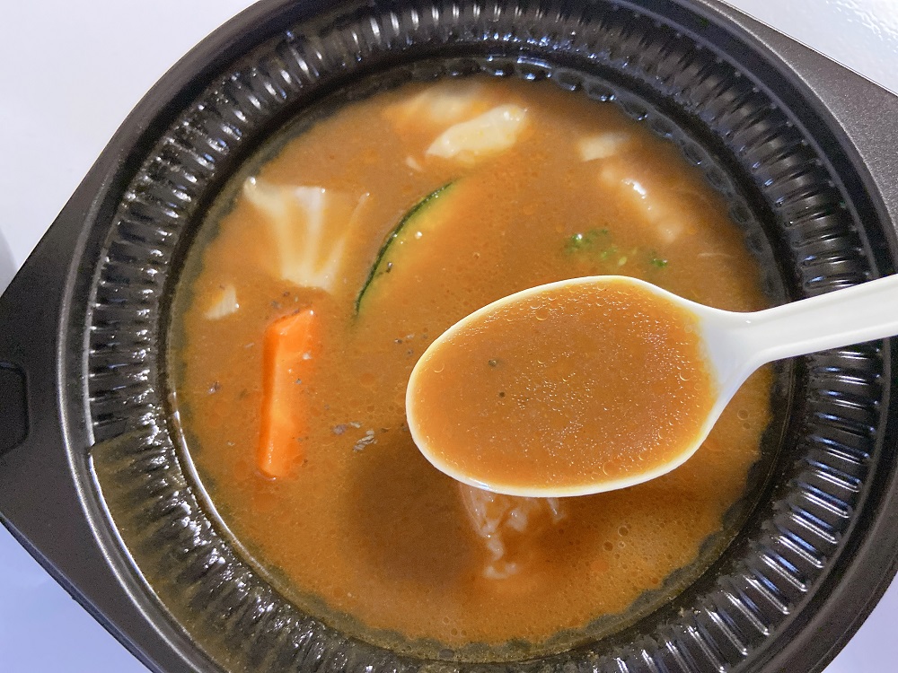 奥芝商店ローソンスープカレー弁当スープ